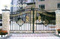 铁艺大门 艺术与实用性的完美融合